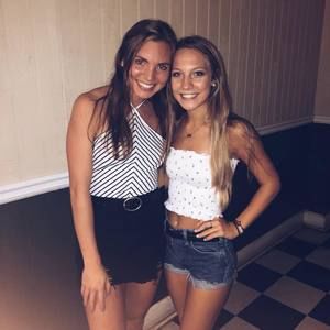 Meet your Posher, April